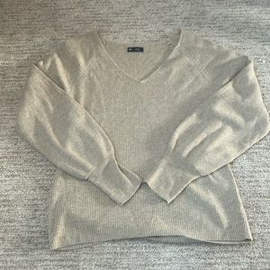 GAP V Neck sweater
